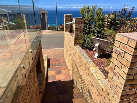 3 Bedroom flat to rent in Dana Bay, Mossel Bay