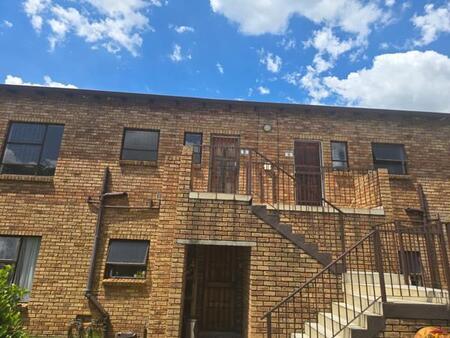 2 Bedroom Apartment in Willowbrook