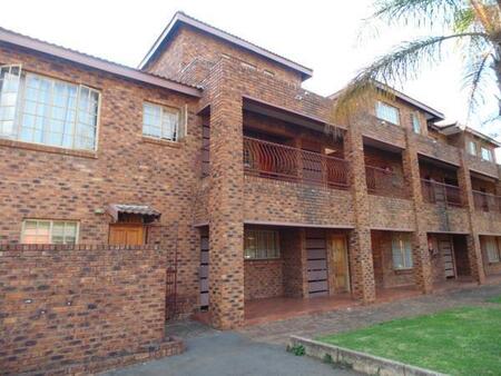 2 Bedroom Apartment in Weltevreden Park