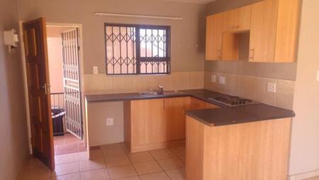 2 Bedroom Apartment in Grobler Park