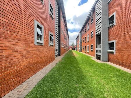 2 Bedroom Apartment in Witpoortjie