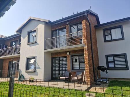 2 Bedroom Apartment in Willow Park Manor