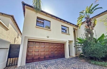 3 Bedroom Duplex in Woodhill