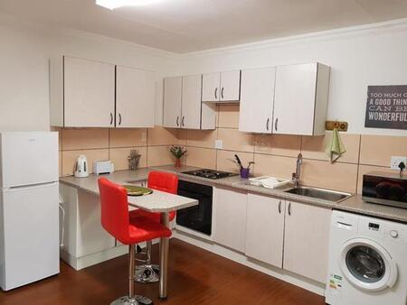 Studio apartment in Eastwood