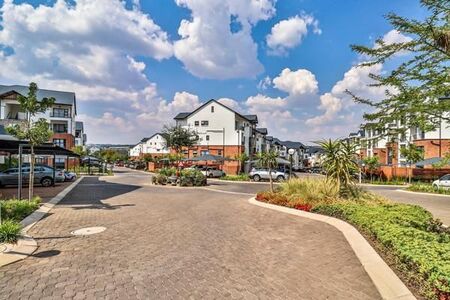 3 Bedroom Apartment in Linbro Park