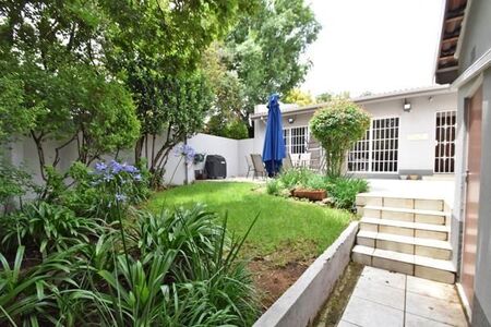 3 Bedroom Townhouse in Sandown