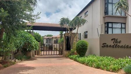 4 Bedroom Townhouse in Solridge