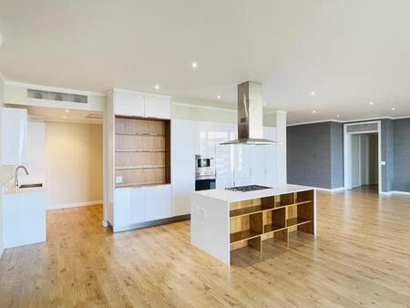 3 Bedroom Apartment in Morningside