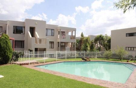 1 Bedroom Apartment in Benmore Gardens