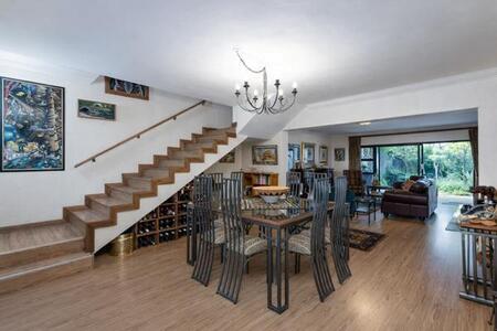 3 Bedroom Townhouse in Rosebank