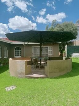 1 Bedroom House in Ferndale