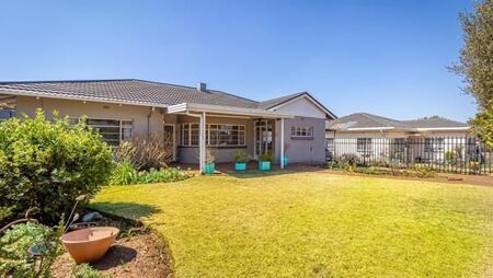 3 Bedroom House in Franklin Roosevelt Park