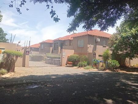 2 Bedroom Apartment in Fairland