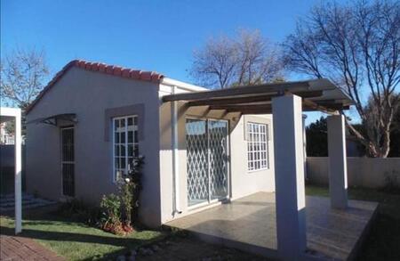 2 Bedroom Townhouse in Fairland