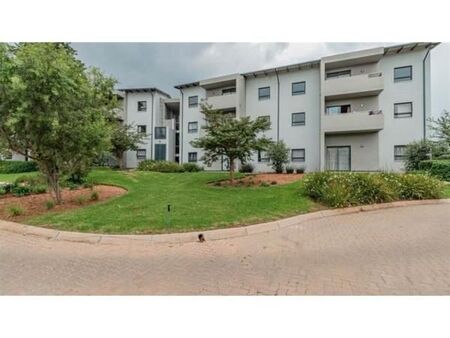 2 Bedroom Apartment in Jackal Creek Golf Estate