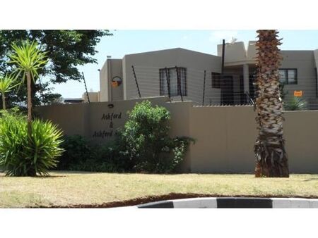 2 Bedroom Townhouse in Glenvista
