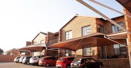 2 Bedroom Townhouse in Naturena