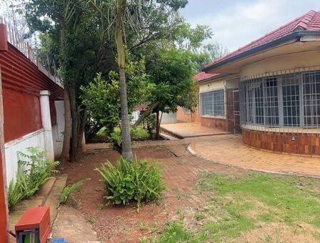 4 Bedroom House in Cyrildene