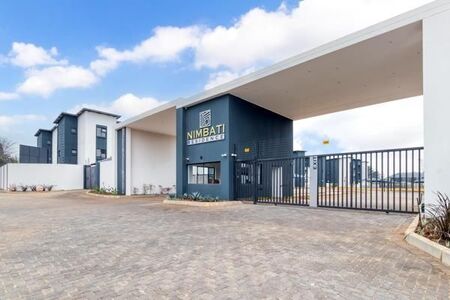 3 Bedroom Apartment in Pomona