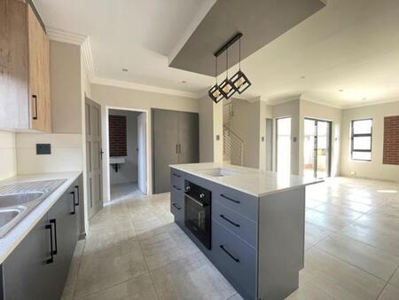 3 Bedroom Cluster in Pomona