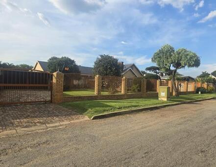 4 Bedroom House in Birchleigh