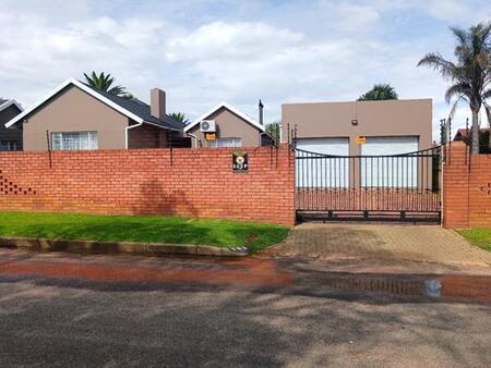 4 Bedroom House in Hazeldene
