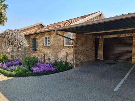 3 Bedroom Townhouse in Brentwood Park