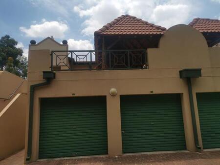 2 Bedroom Townhouse in New Redruth