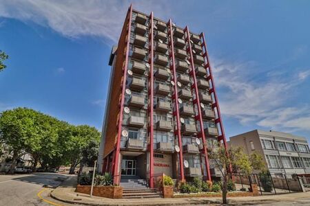 1 Bedroom Apartment in Port Elizabeth Central