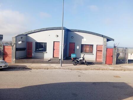 2 Bedroom Apartment in Richmond Hill