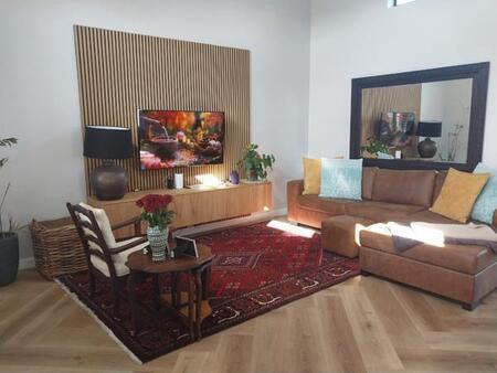 3 Bedroom House in Grotto Bay