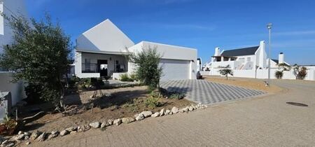 3 Bedroom House in Lampiesbaai