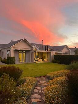 3 Bedroom House in Fernkloof Estate