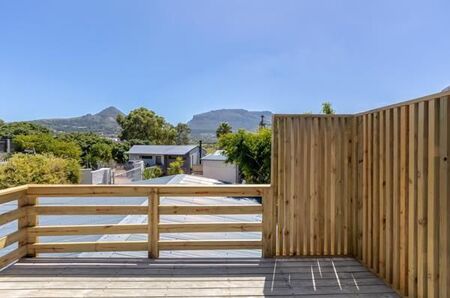 Studio apartment in Hout Bay and surrounds