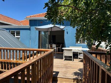 2 Bedroom House in Vredehoek