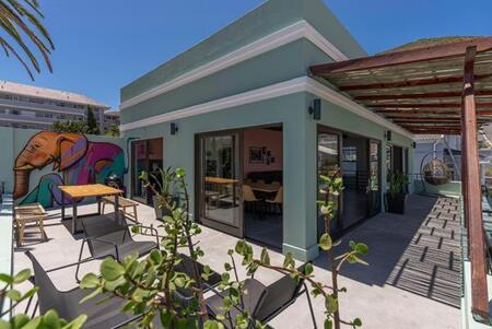 4 Bedroom House in Sea Point