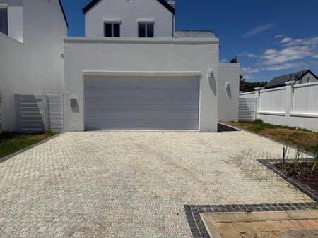 3 Bedroom House in Koelenbosch Country Estate