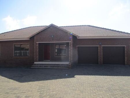 3 Bedroom House in Lydenburg