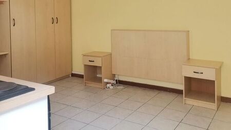 1 Bedroom bachelor flat to rent in Bosbell, Bellville