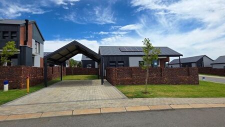 3 Bedroom cluster to rent in North Riding, Randburg