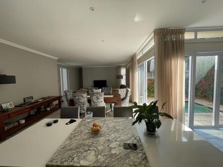 3 Bedroom Townhouse in Baileys Muckleneuk