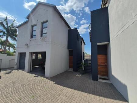 3 Bedroom Duplex in Magalieskruin