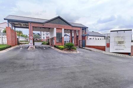 3 Bedroom House in Douglasdale