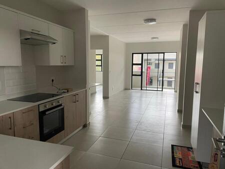 2 Bedroom Apartment in Fourways