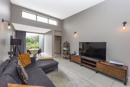 2 Bedroom Apartment in Morningside