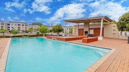 2 Bedroom Apartment in Paulshof