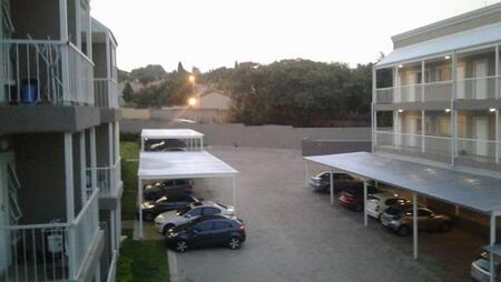 Bachelor apartment in Buccleuch