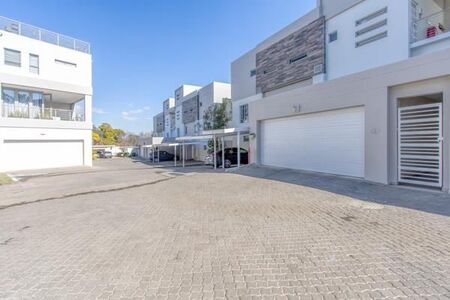 3 Bedroom Duplex in Bryanston