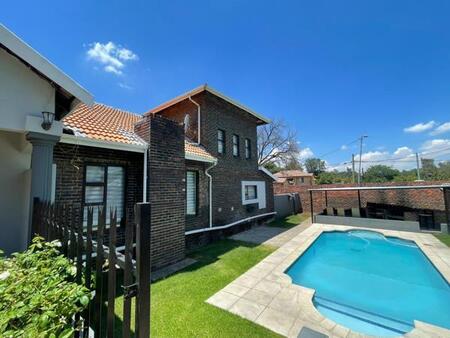 4 Bedroom House in Ferndale