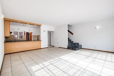 3 Bedroom Apartment in Kensington B